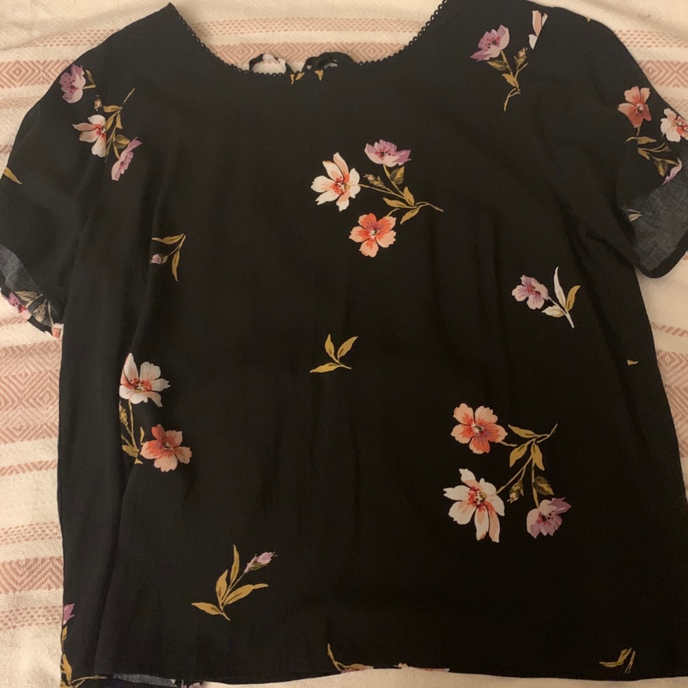 flower patterned short sleeve